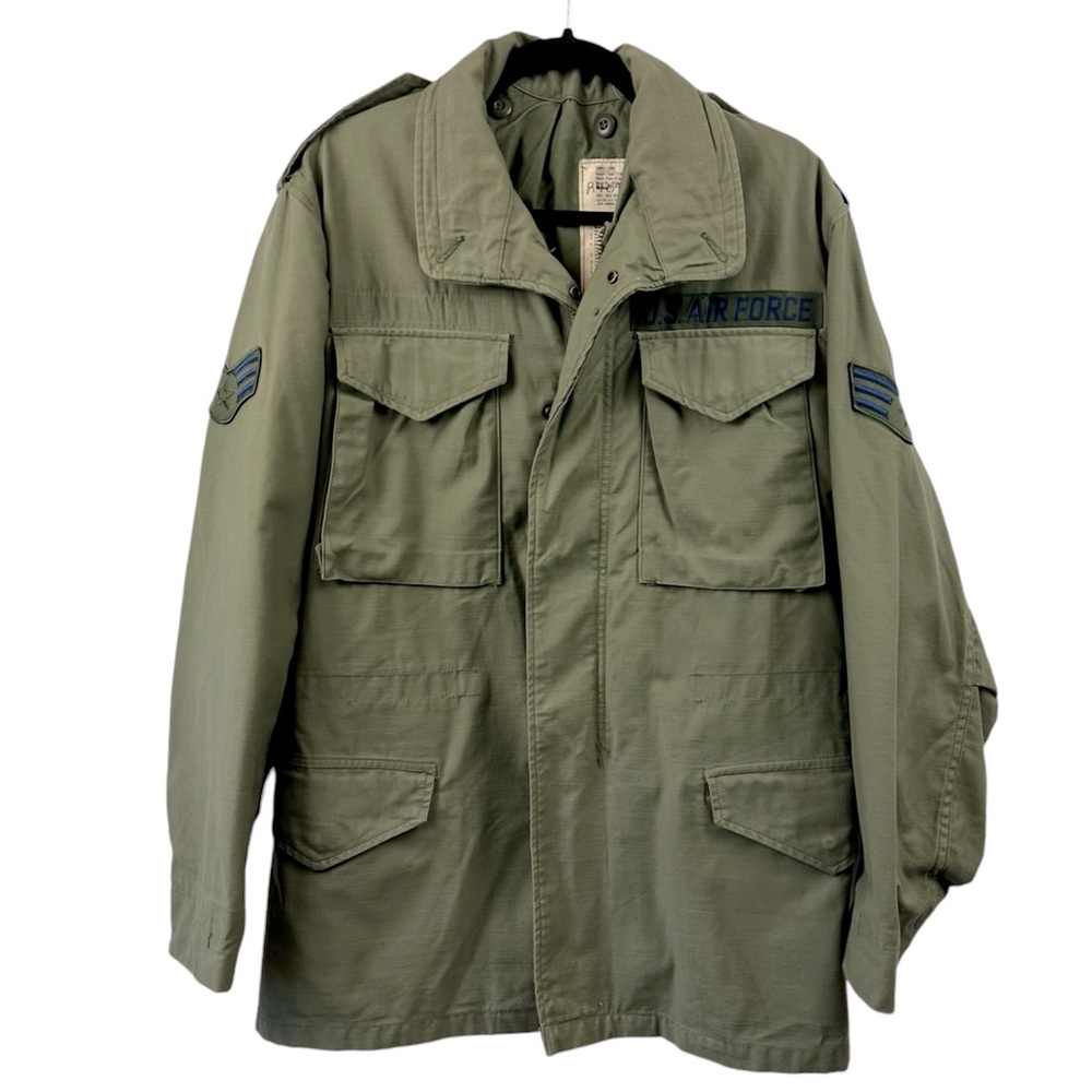 Vintage 1976 USAF Air Force Patched Military Field Jacket Coat Hood Men's S Long